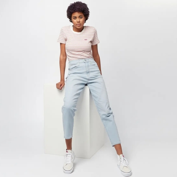 Levi's Taper High Waisted Rise Jeans - Picture 4 of 11